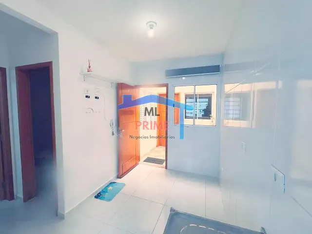Casa com 28m² 1 quarto e 1 banheiro, para alugar, no bairro Vila Zelina em São Paulo