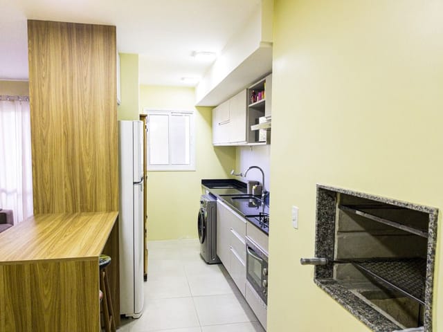 Apartamento 2 quartos e 2 banheiros, à venda, no bairro Três Vendas em Pelotas