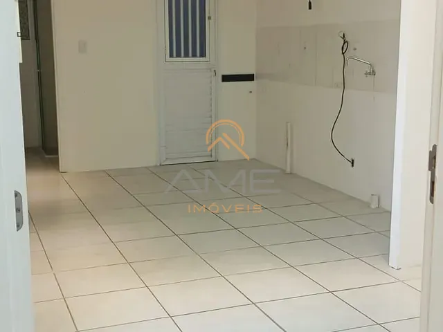 Apartamento 2 quartos e 1 banheiro, à venda ou para alugar, no bairro Fragata em Pelotas