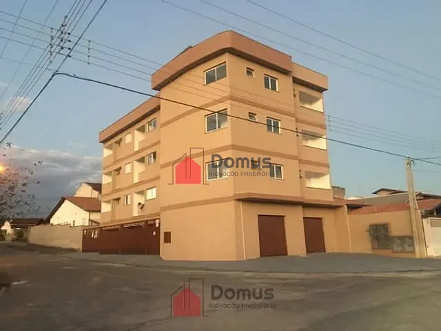 Apartamento à venda, no bairro Residencial Mombaça em Pindamonhangaba