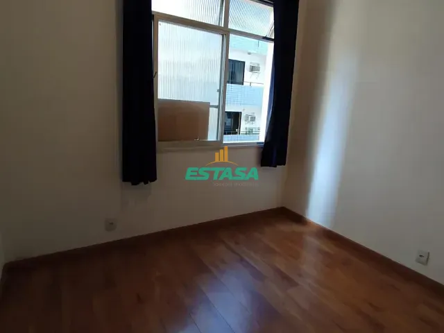 Apartamento 2 quartos e 2 banheiros, para alugar, no bairro Laranjeiras em Rio de Janeiro