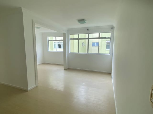 Apartamento com 72m² 2 quartos e 1 banheiro, para alugar, no bairro São João em Itajaí