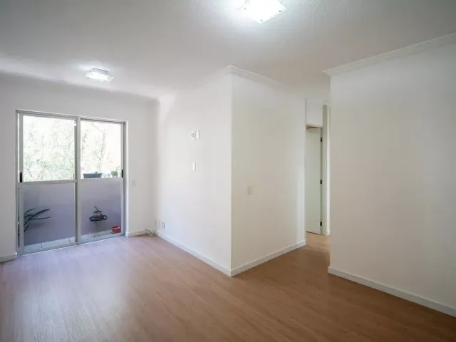 Apartamento com 56m² 3 quartos e 1 banheiro, para alugar, no bairro Jardim Santa Emília em São Paulo