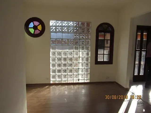 Apartamento 2 quartos e 1 banheiro, para alugar, no bairro Jardim Santa Paula em Cotia