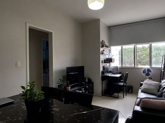 Apartamento com 65m² 2 quartos e 2 banheiros, à venda, no bairro Vila Valqueire em Rio de Janeiro