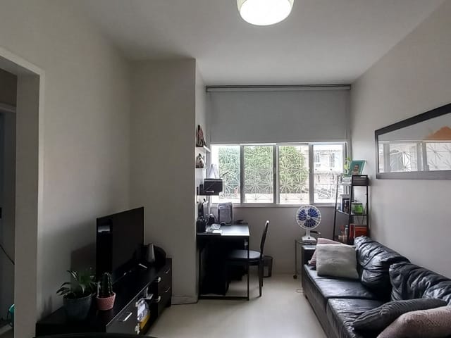 Apartamento com 65m² 2 quartos e 2 banheiros, à venda, no bairro Vila Valqueire em Rio de Janeiro