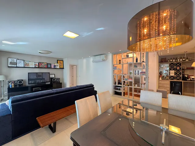 Apartamento com 10m² 3 quartos e 4 banheiros, à venda, no bairro Gleba Fazenda Palhano em Londrina
