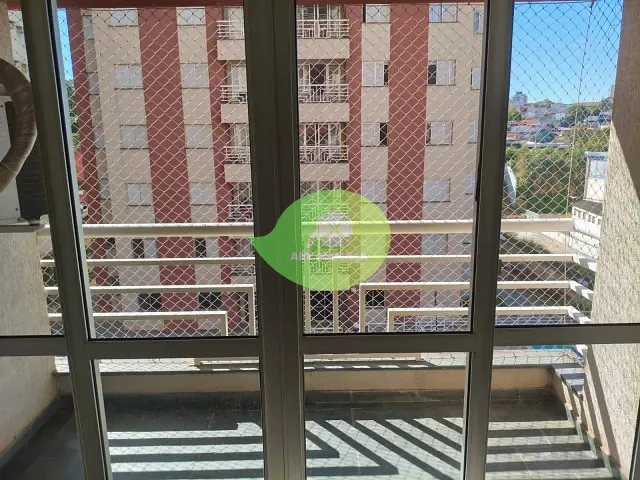 Apartamento com 98m² 3 quartos e 2 banheiros, para alugar, no bairro Santa Terezinha em Sorocaba