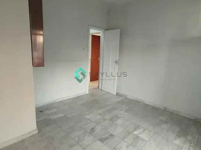 Apartamento 2 quartos e 1 banheiro, para alugar, no bairro Méier em Rio de Janeiro