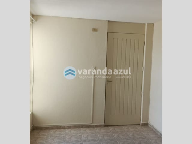 Apartamento 2 quartos e 1 banheiro, para alugar, no bairro Jardim Marica em Mogi das Cruzes