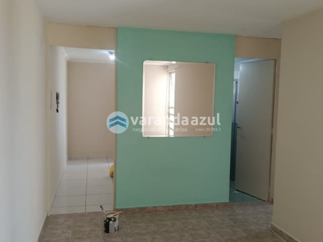 Apartamento 2 quartos e 1 banheiro, para alugar, no bairro Jardim Marica em Mogi das Cruzes