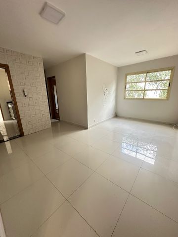 Apartamento 2 quartos e 1 banheiro, à venda, no bairro Jardim Santo André em Santo André