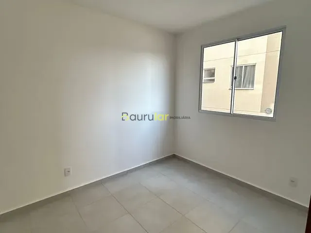 Apartamento 2 quartos e 1 banheiro, para alugar, no bairro Jardim Godoy em Bauru