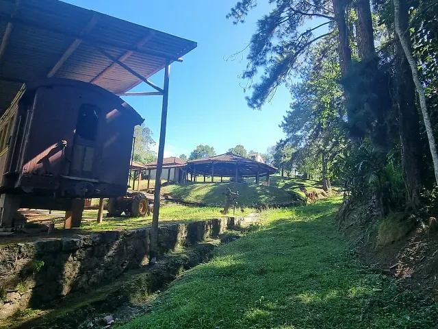 Sítio com 40000m² 4 quartos e 5 banheiros, à venda, no bairro Chácara Santa Mônica em Vargem Grande Paulista
