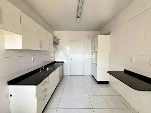 Apartamento com 171m² 3 quartos e 2 banheiros, à venda, no bairro Centro em Ponta Grossa