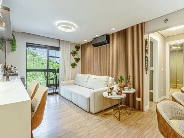 Apartamento 2 quartos e 2 banheiros, à venda, no bairro Santa Felicidade em Curitiba