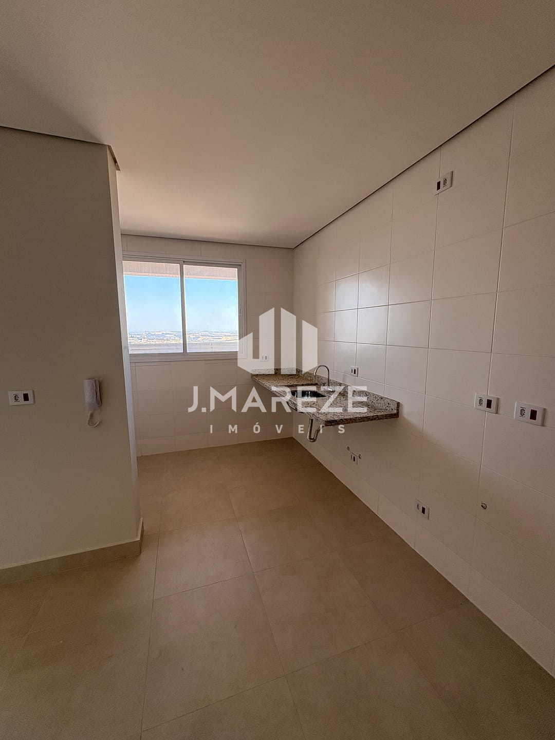Apartamento à venda com 2 quartos, 83m² - Foto 11