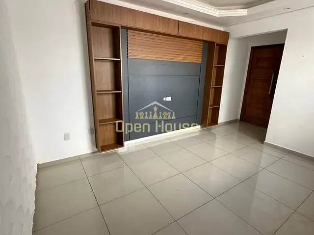 Apartamento 2 quartos e 1 banheiro, à venda, no bairro Jardim Amália em Volta Redonda