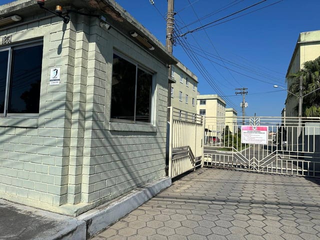 Apartamento com 65m² 2 quartos e 1 banheiro, para alugar, no bairro Parque São Cristóvão em Taubaté