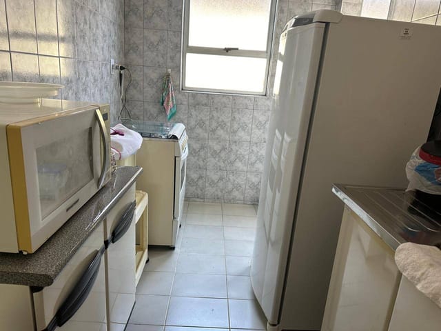 Apartamento com 65m² 2 quartos e 1 banheiro, para alugar, no bairro Parque São Cristóvão em Taubaté