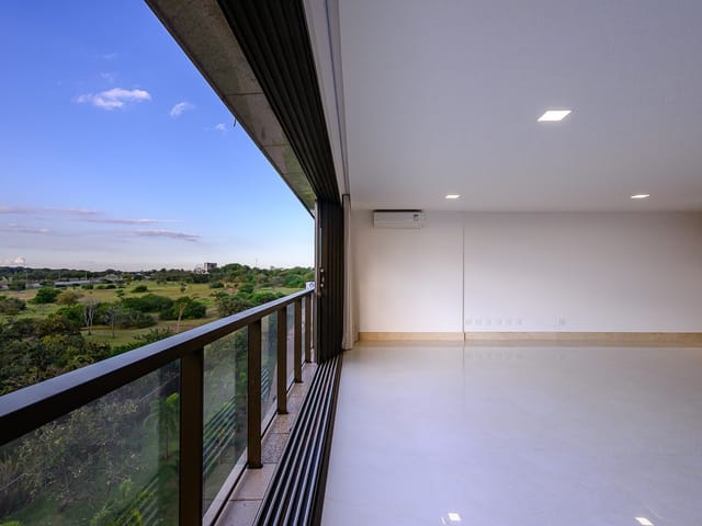 Apartamento 4 quartos e 6 banheiros, para alugar, no bairro Setor Sudoeste em Brasília
