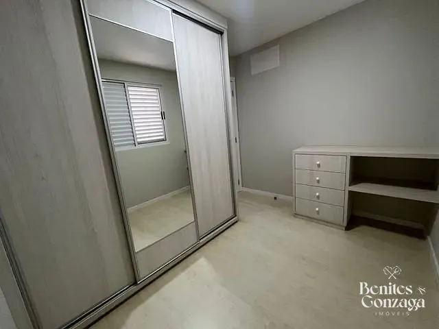 Apartamento 3 quartos e 2 banheiros, para alugar, no bairro Zona 08 em Maringá