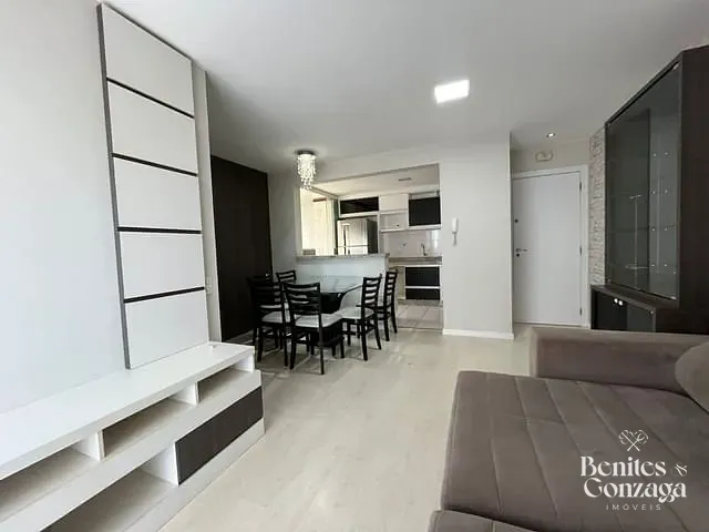 Apartamento 3 quartos e 2 banheiros, para alugar, no bairro Zona 08 em Maringá