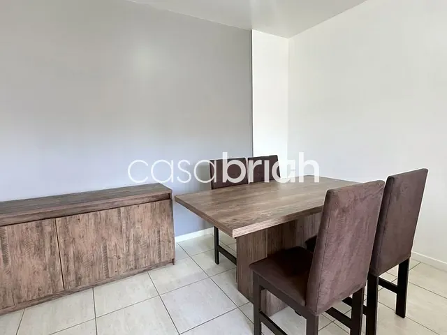 Apartamento 2 quartos e 1 banheiro, à venda, no bairro Jardim Mauá em Novo Hamburgo