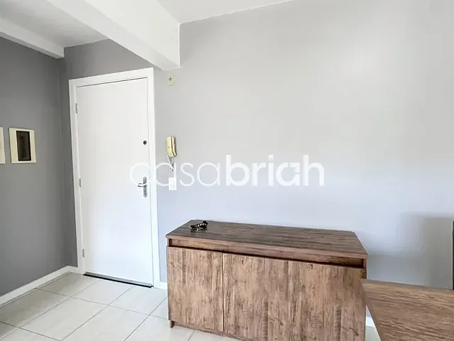 Apartamento 2 quartos e 1 banheiro, à venda, no bairro Jardim Mauá em Novo Hamburgo