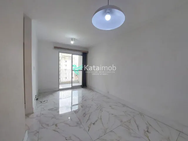 Apartamento 3 quartos e 2 banheiros, para alugar, no bairro Bosque da Saúde em São Paulo