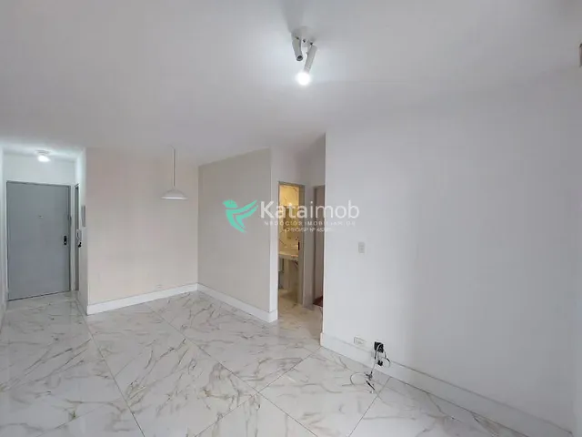 Apartamento 3 quartos e 2 banheiros, para alugar, no bairro Bosque da Saúde em São Paulo