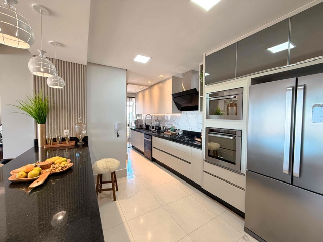 Foto do Apartamento - Apartamento ˆmobiliadoˆ venda, Centro, Apucarana, PR | J. Mareze Imóveis Ltda