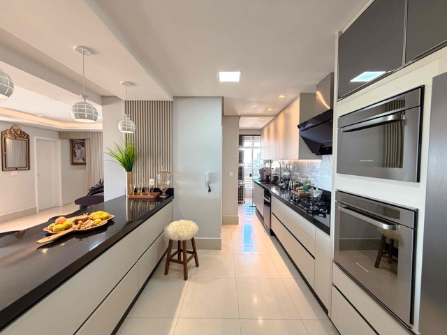 Foto do Apartamento - Apartamento ˆmobiliadoˆ venda, Centro, Apucarana, PR | J. Mareze Imóveis Ltda