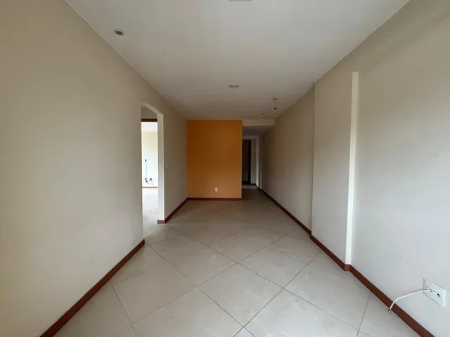 Apartamento 2 quartos e 2 banheiros, à venda, no bairro Pechincha em Rio de Janeiro