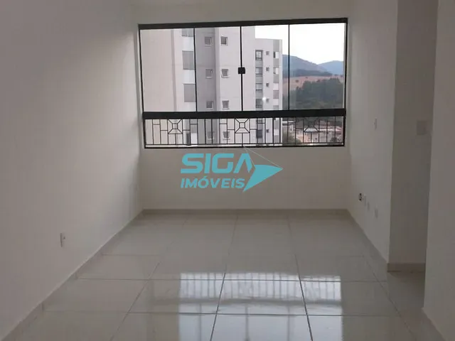 Apartamento 2 quartos e 1 banheiro, à venda, no bairro Santa Edwiges em Pouso Alegre