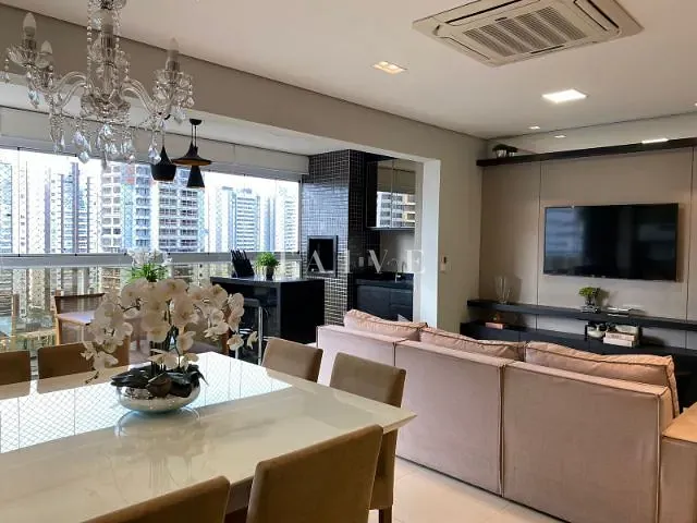 Apartamento com 211m² 3 quartos e 3 banheiros, à venda, no bairro Santa Rosa em Londrina