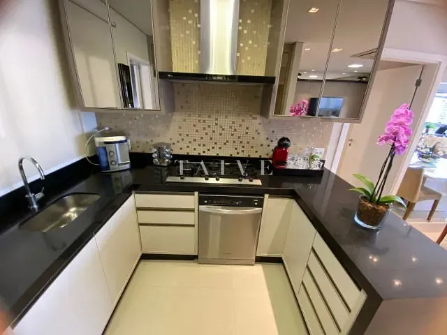 Apartamento com 211m² 3 quartos e 3 banheiros, à venda, no bairro Santa Rosa em Londrina