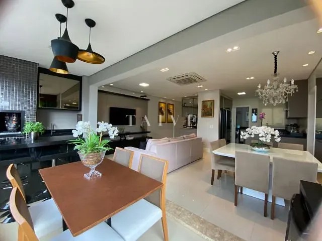 Apartamento com 211m² 3 quartos e 3 banheiros, à venda, no bairro Santa Rosa em Londrina