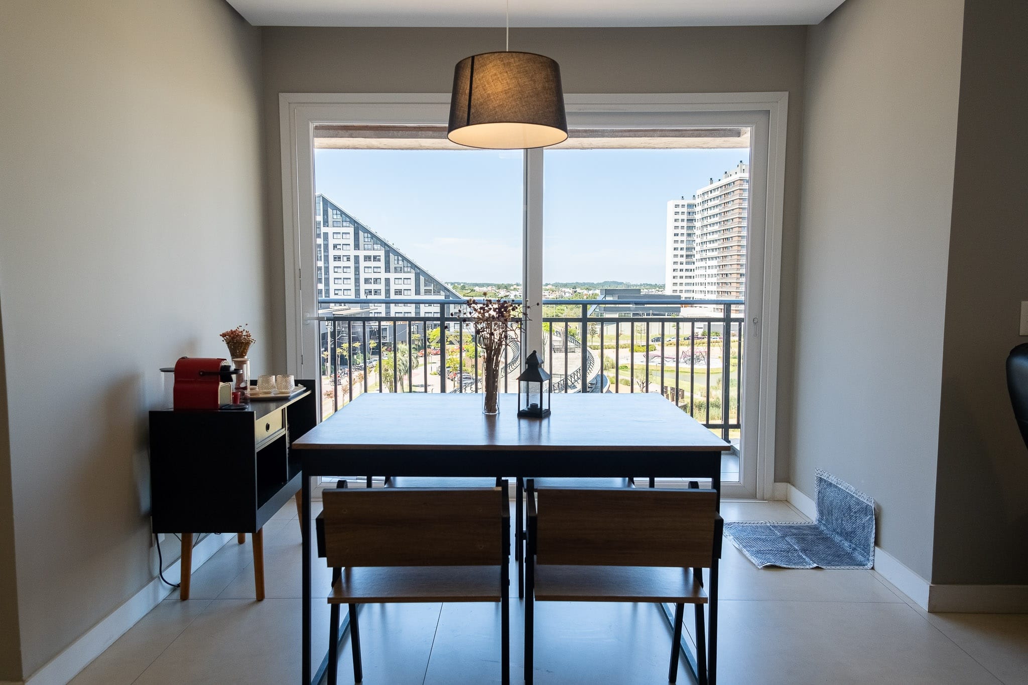 Plaza Mayor – Frente Parque Una 84 m² privativos | 2 dormitórios | 2 vagas | Vista definitiva para o parque