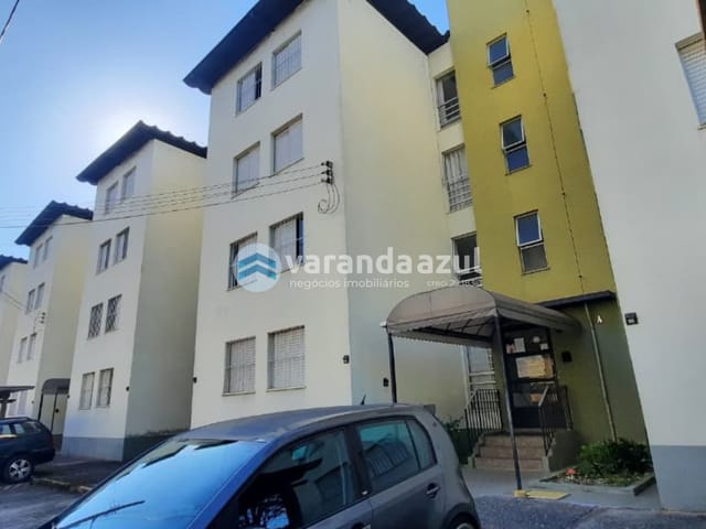 Apartamento 2 quartos e 1 banheiro, para alugar, no bairro Jardim Marica em Mogi das Cruzes
