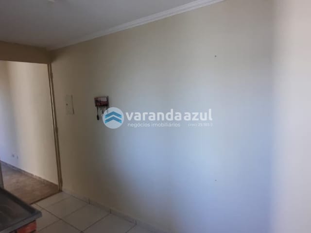 Apartamento 2 quartos e 1 banheiro, para alugar, no bairro Jardim Marica em Mogi das Cruzes