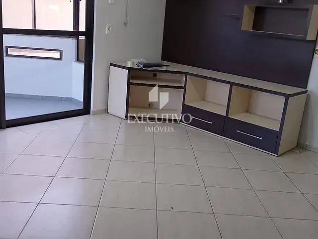 Apartamento com 203m² 3 quartos e 1 banheiro, à venda ou para alugar, no bairro Centro em Arroio Do Meio