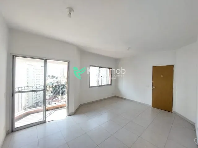 Apartamento 3 quartos e 2 banheiros, à venda, no bairro Chácara Inglesa em São Paulo
