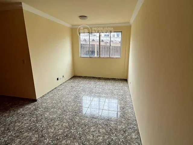 Apartamento com 103m² 3 quartos e 1 banheiro, à venda, no bairro Parque Jamaica em Londrina