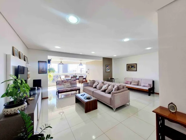 Apartamento com 217m² 3 quartos e 3 banheiros, à venda, no bairro Santa Rosa em Londrina