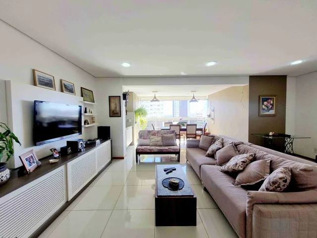 Apartamento com 217m² 3 quartos e 3 banheiros, à venda, no bairro Santa Rosa em Londrina