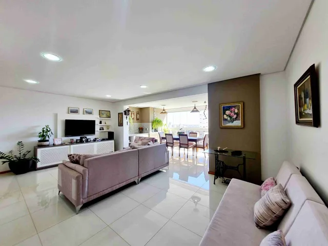 Apartamento com 217m² 3 quartos e 3 banheiros, à venda, no bairro Santa Rosa em Londrina