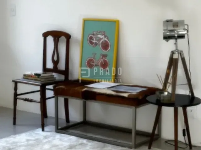 Apartamento 1 quarto e 1 banheiro, à venda, no bairro Centro em Rua Márcio Dias