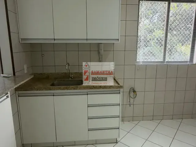 Apartamento 2 quartos e 1 banheiro, para alugar, no bairro Asa Norte em Brasília
