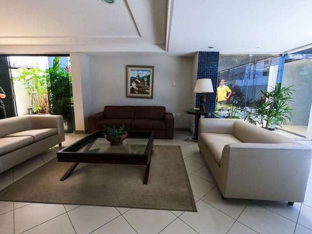 Apartamento 4 quartos e 1 banheiro, à venda, no bairro Cabo Branco em João Pessoa